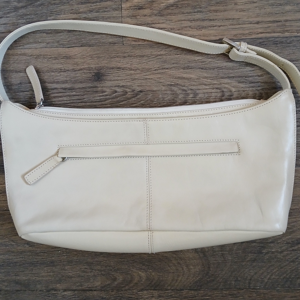 Vintage Hobo International Cream Leather Bag.